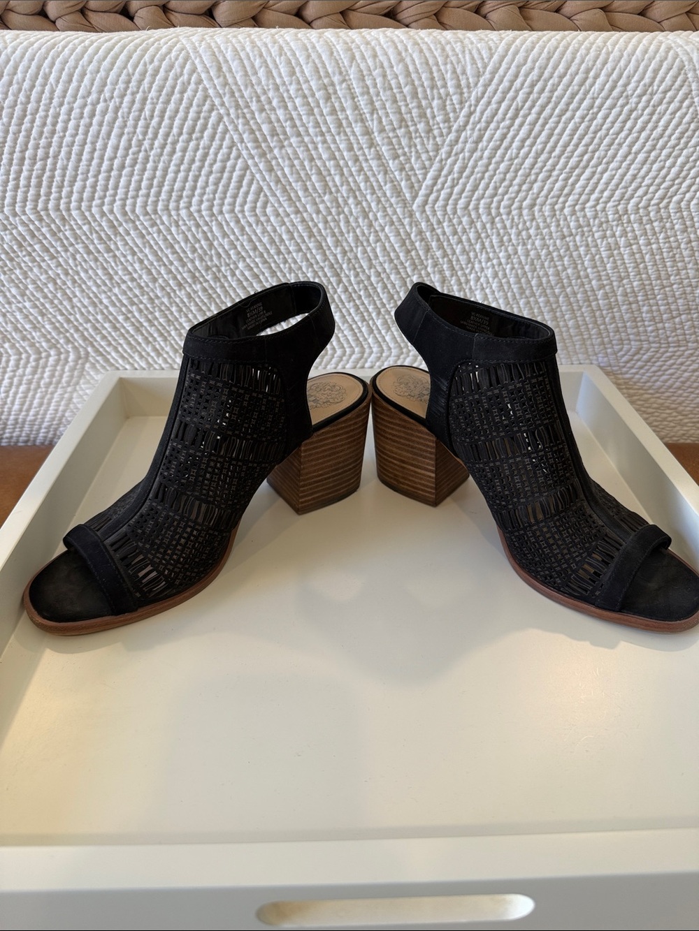 Vince Camuto Women’s Black Cutout Block Heel Sandals